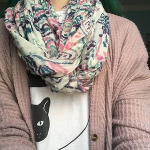 Infinity scarf